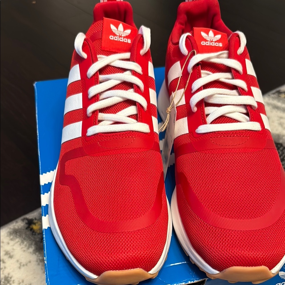 Men’s Adidas size 11.5